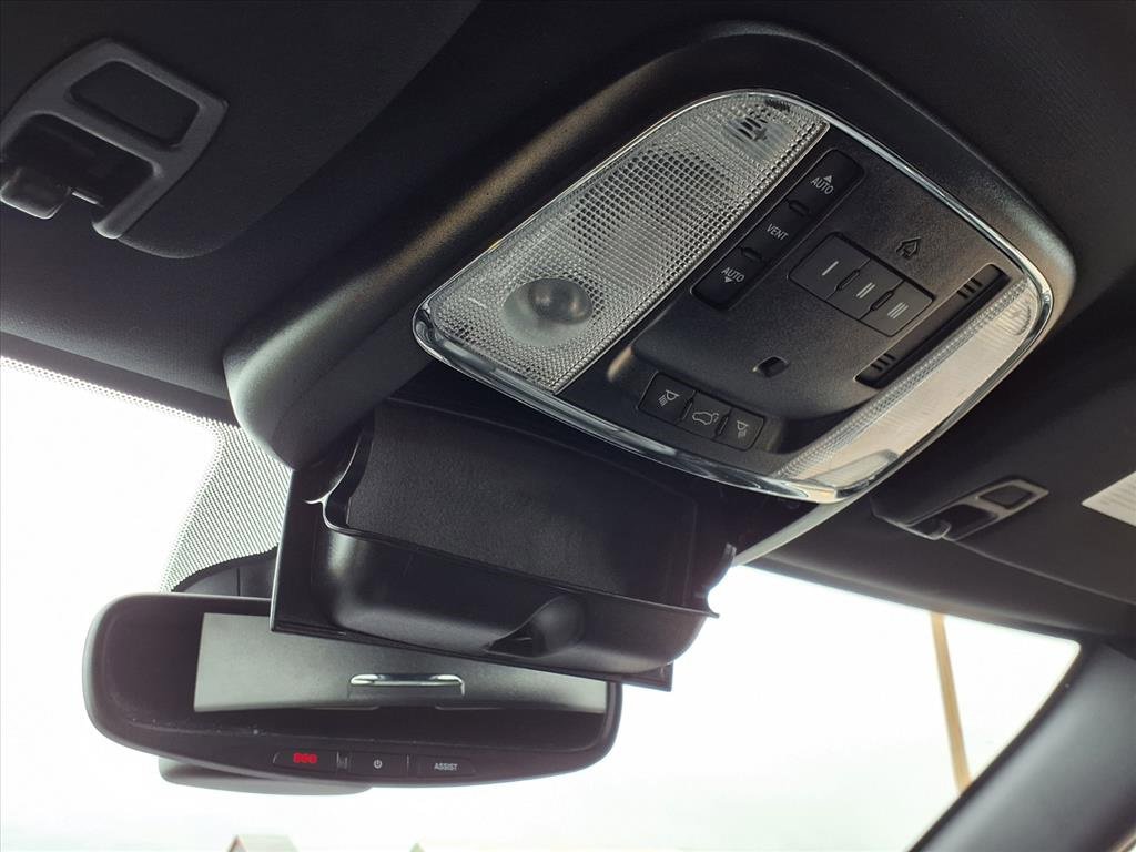 Used 2021 Jeep Grand Cherokee Limited w/ Trailer Tow Group IV image 22