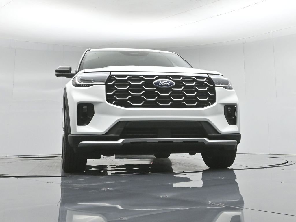 Certified 2025 Ford Explorer Platinum RWD image 51