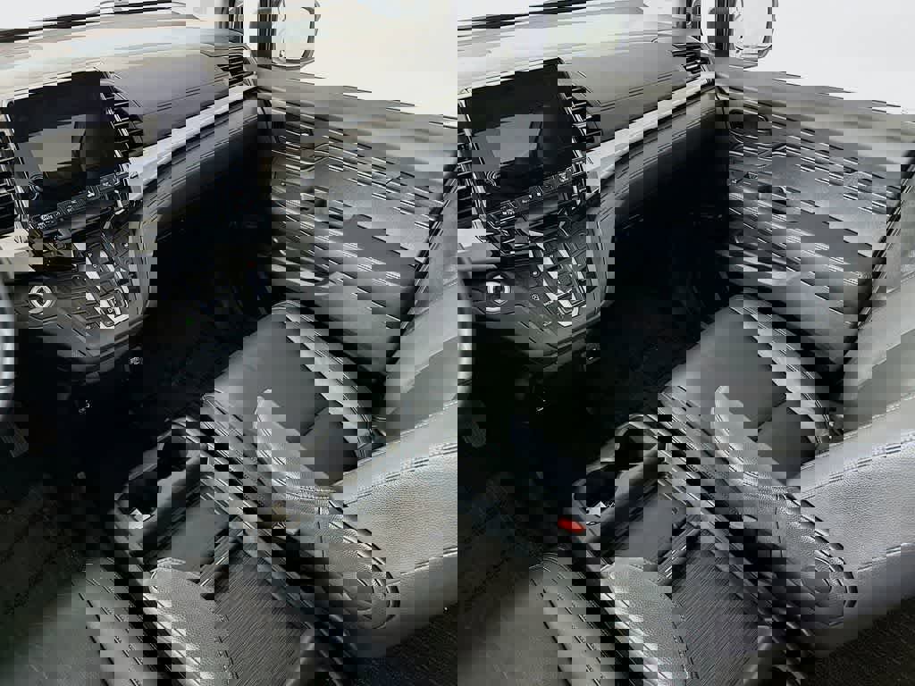 Used 2023 Honda Odyssey EX-L image 13