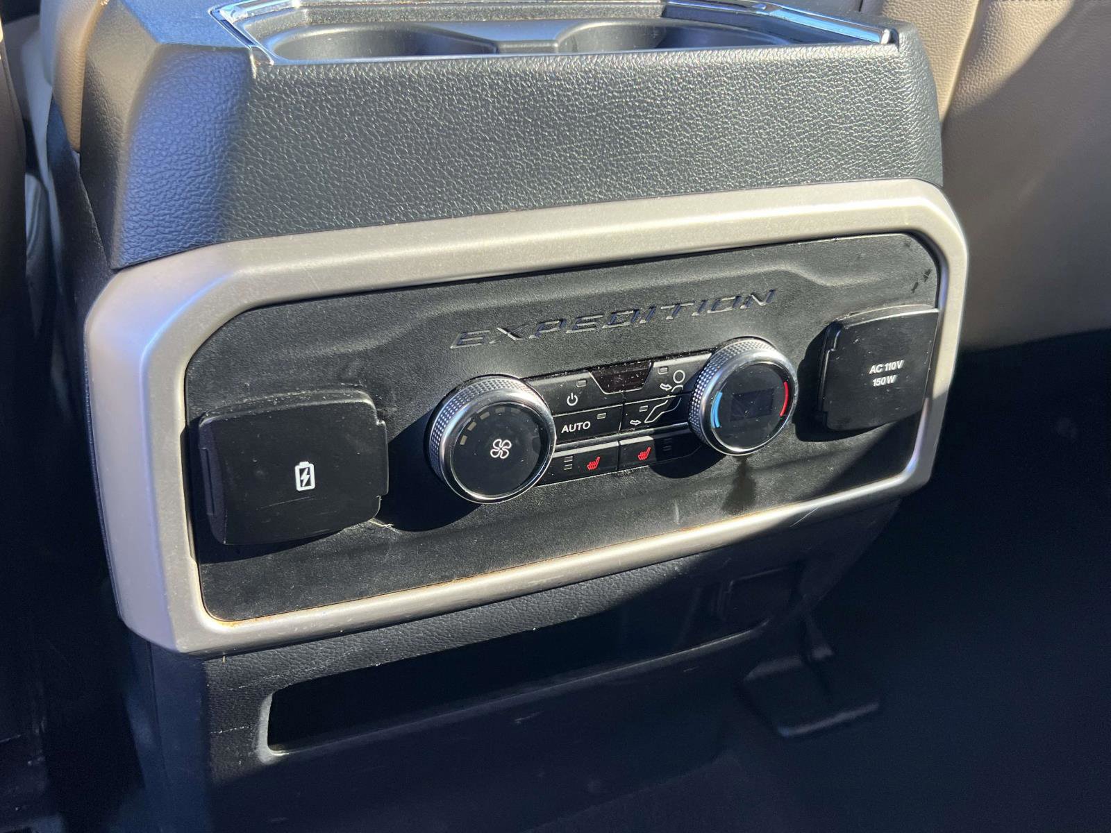 Certified 2024 Ford Expedition Max Limited image 33