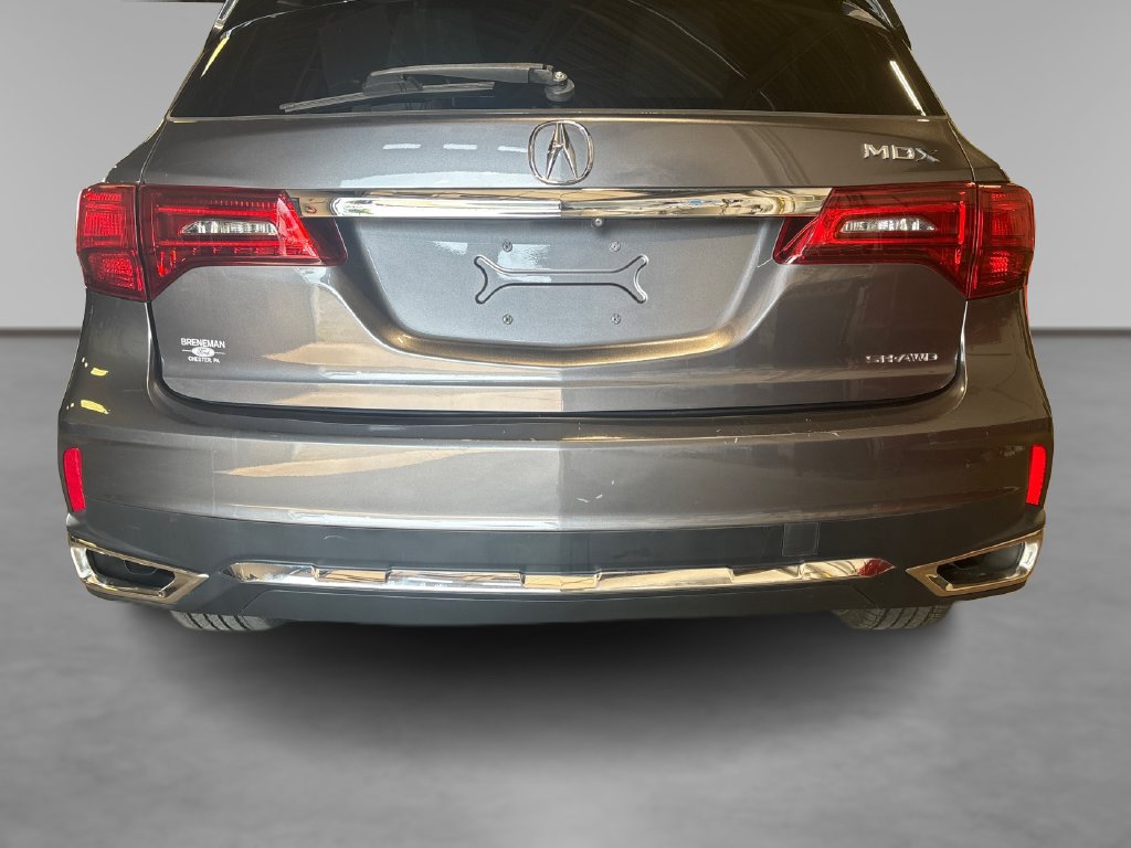 Used 2018 Acura MDX w/ Technology Package AWD/4WD image 17