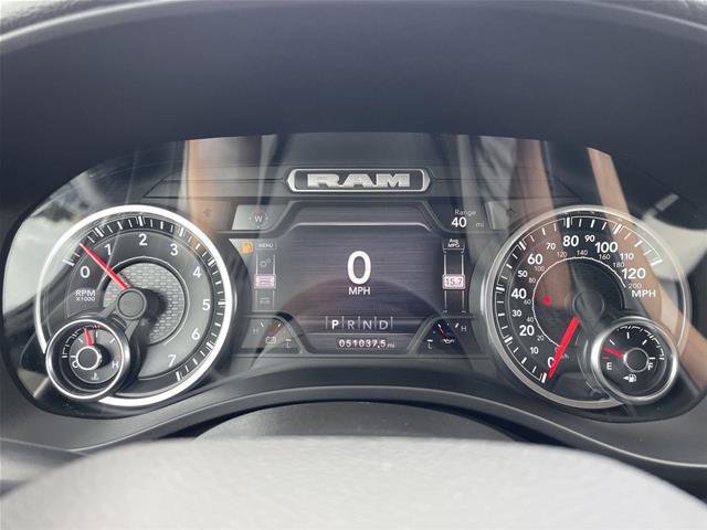 Used 2022 RAM 1500 Laramie AWD/4WD image 15