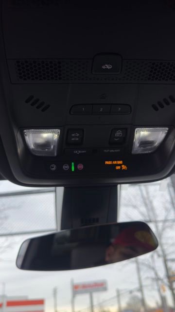 Used 2021 Cadillac XT6 Premium Luxury image 19