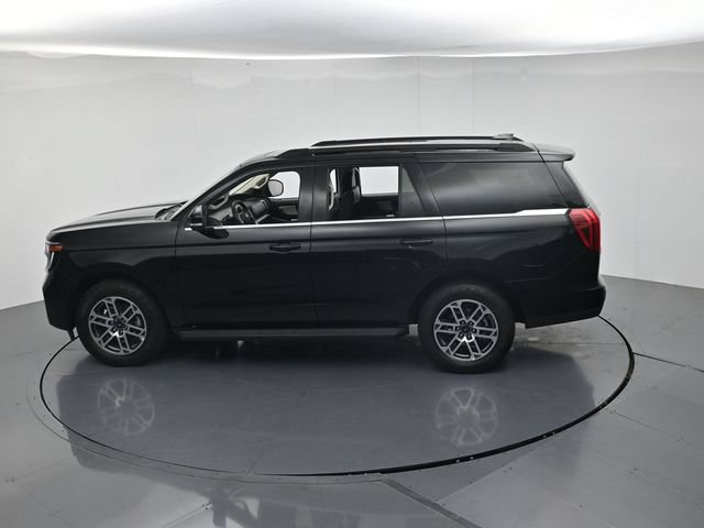 Certified 2025 Ford Expedition Active AWD/4WD image 47