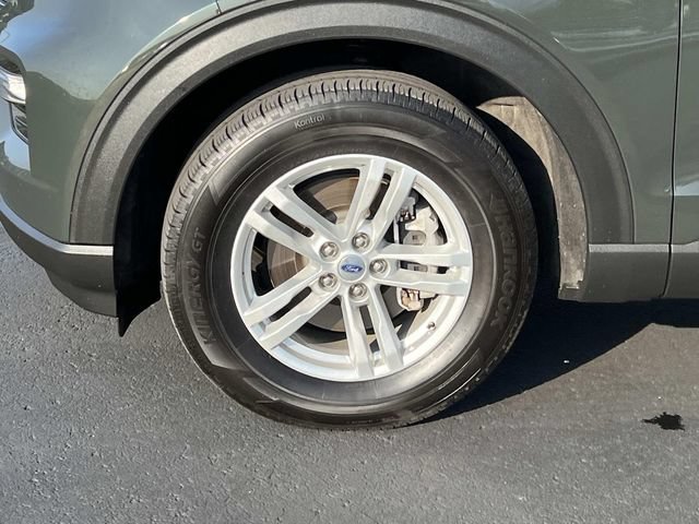 Certified 2023 Ford Explorer XLT w/ Equipment Group 202A AWD/4WD image 10