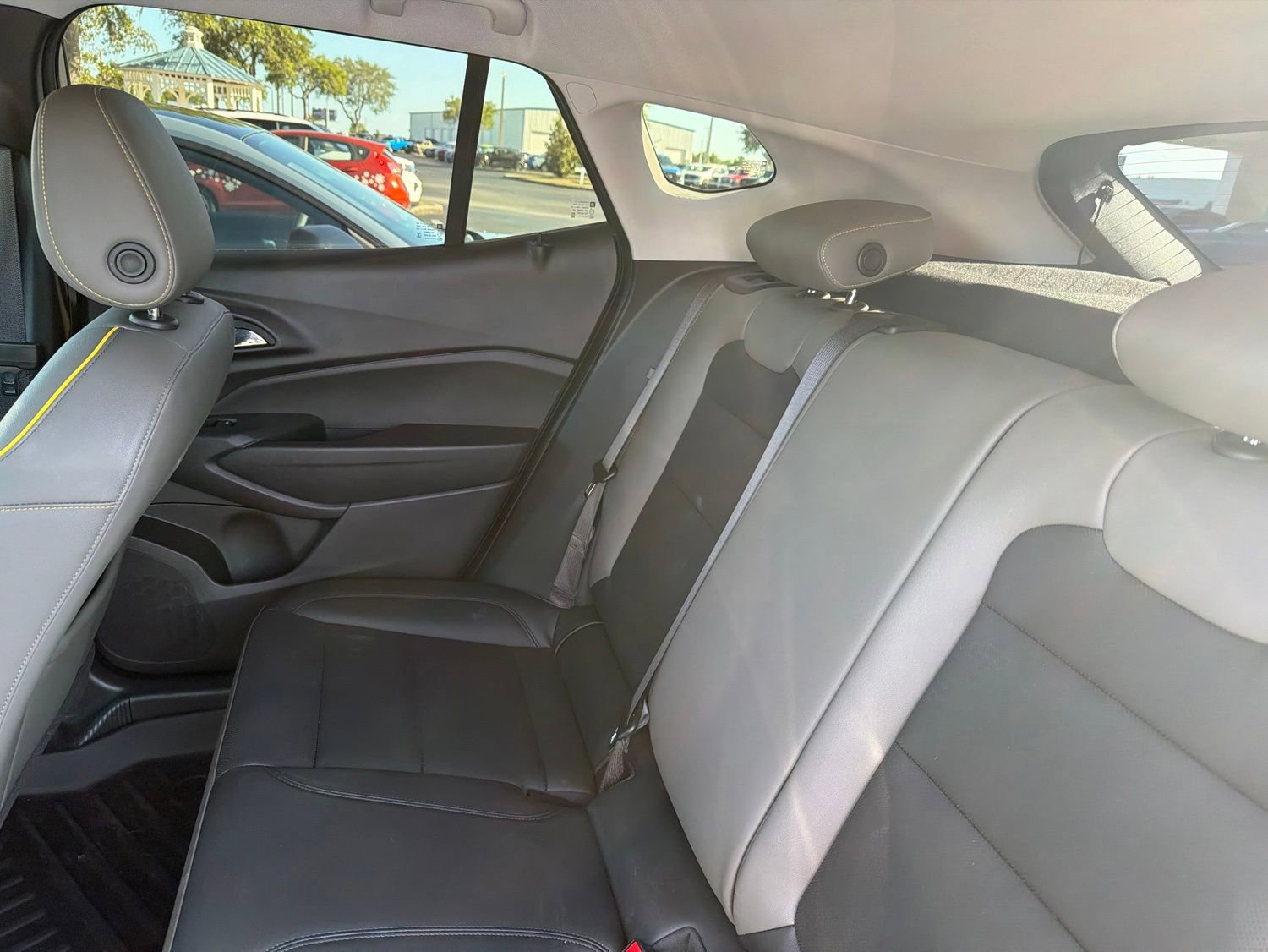 Used 2025 Chevrolet Trax ACTIV w/ Driver Confidence Package FWD image 18