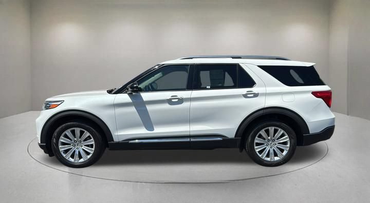 Certified 2023 Ford Explorer Limited w/ Limited Technology Package RWD image 5