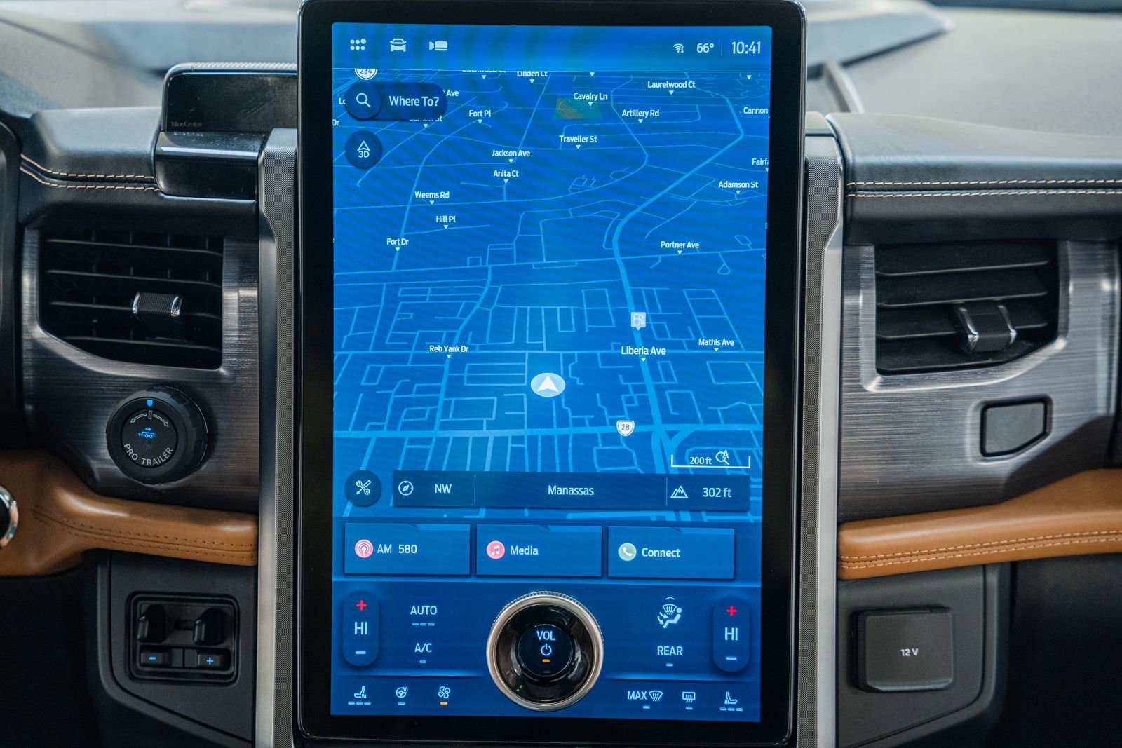 Certified 2022 Ford Expedition Platinum image 30