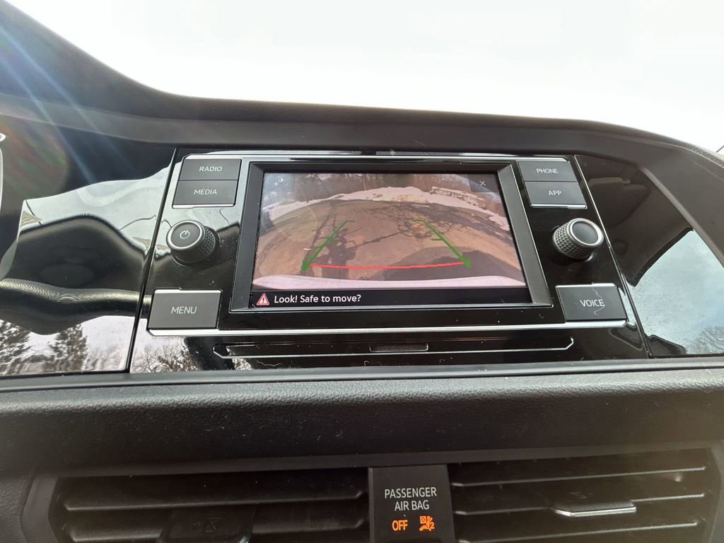 Used 2020 Volkswagen Jetta S w/ Driver Assistance Package image 17