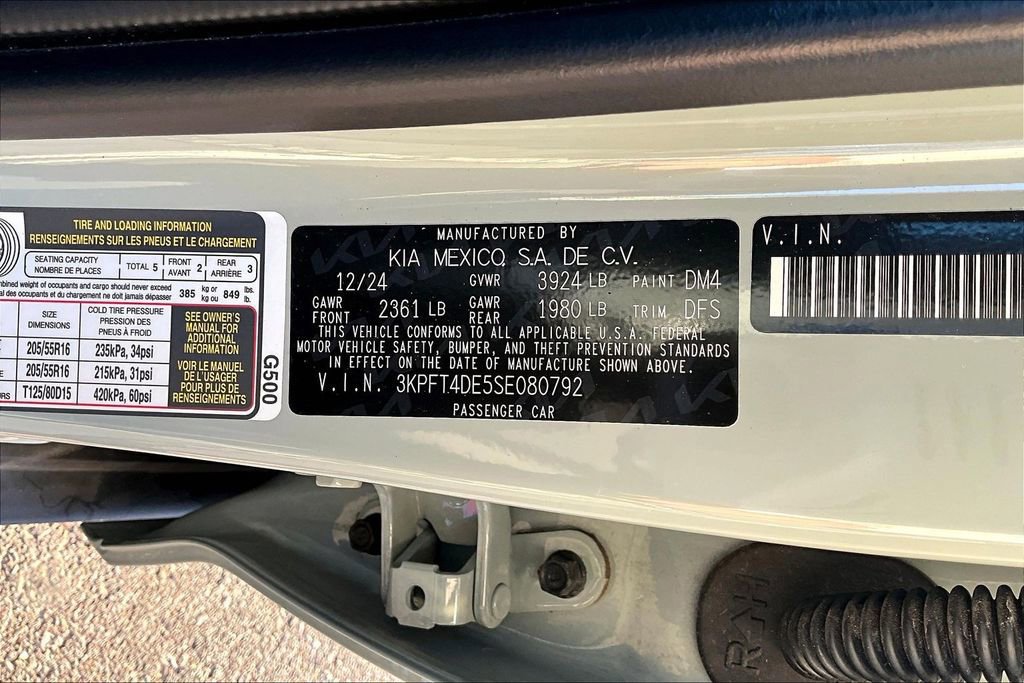 Used 2025 Kia K4 LXS image 34