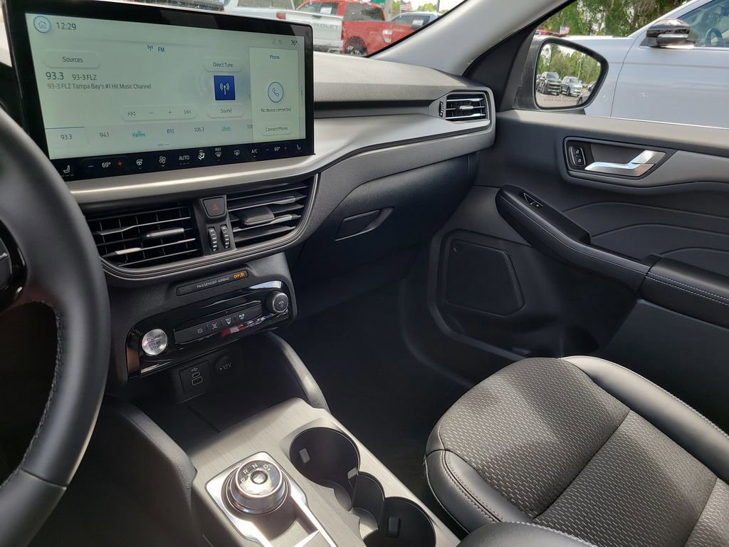 Certified 2026 Ford Escape SE image 19