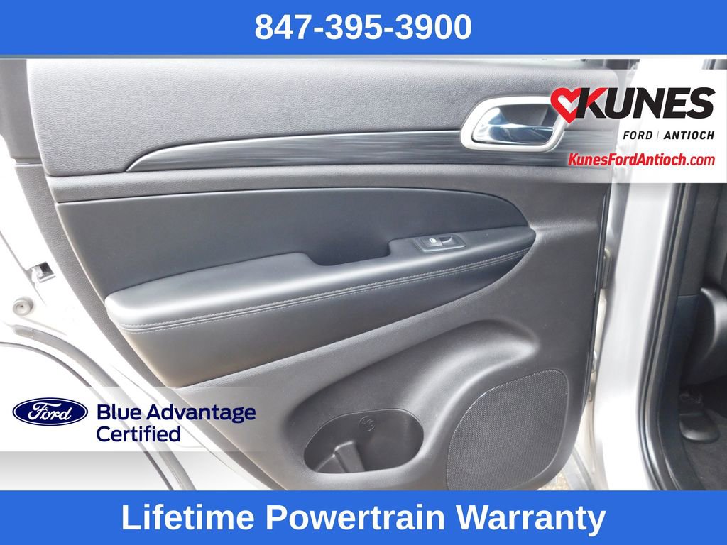 Used 2020 Jeep Grand Cherokee Laredo image 17