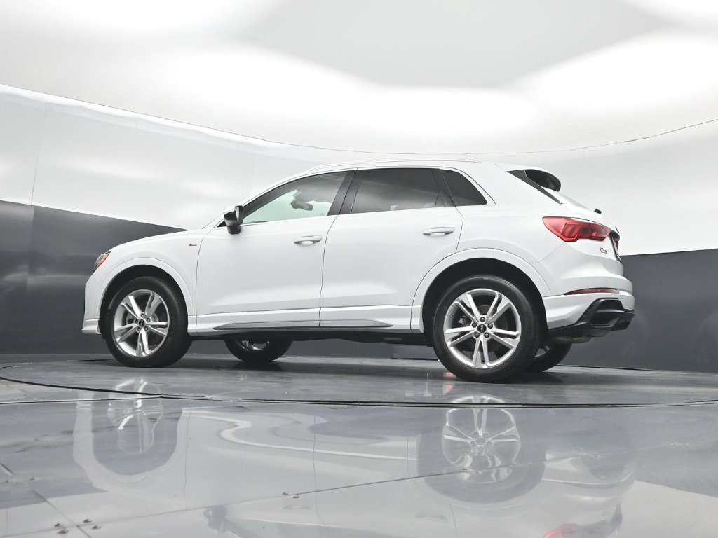 Used 2021 Audi Q3 2.0T Premium w/ Convenience Package AWD/4WD image 50