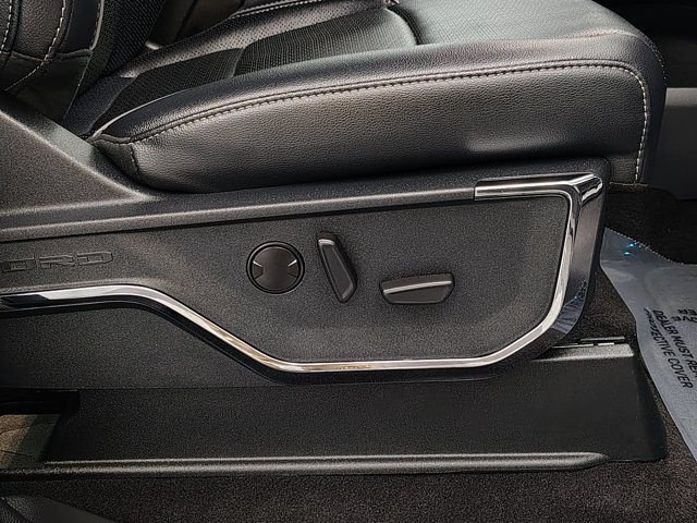 Certified 2024 Ford F150 Lariat AWD/4WD image 34