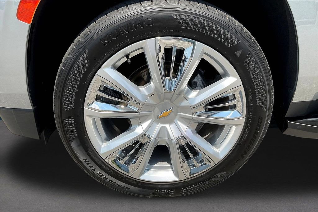 Used 2023 Chevrolet Suburban High Country RWD image 53
