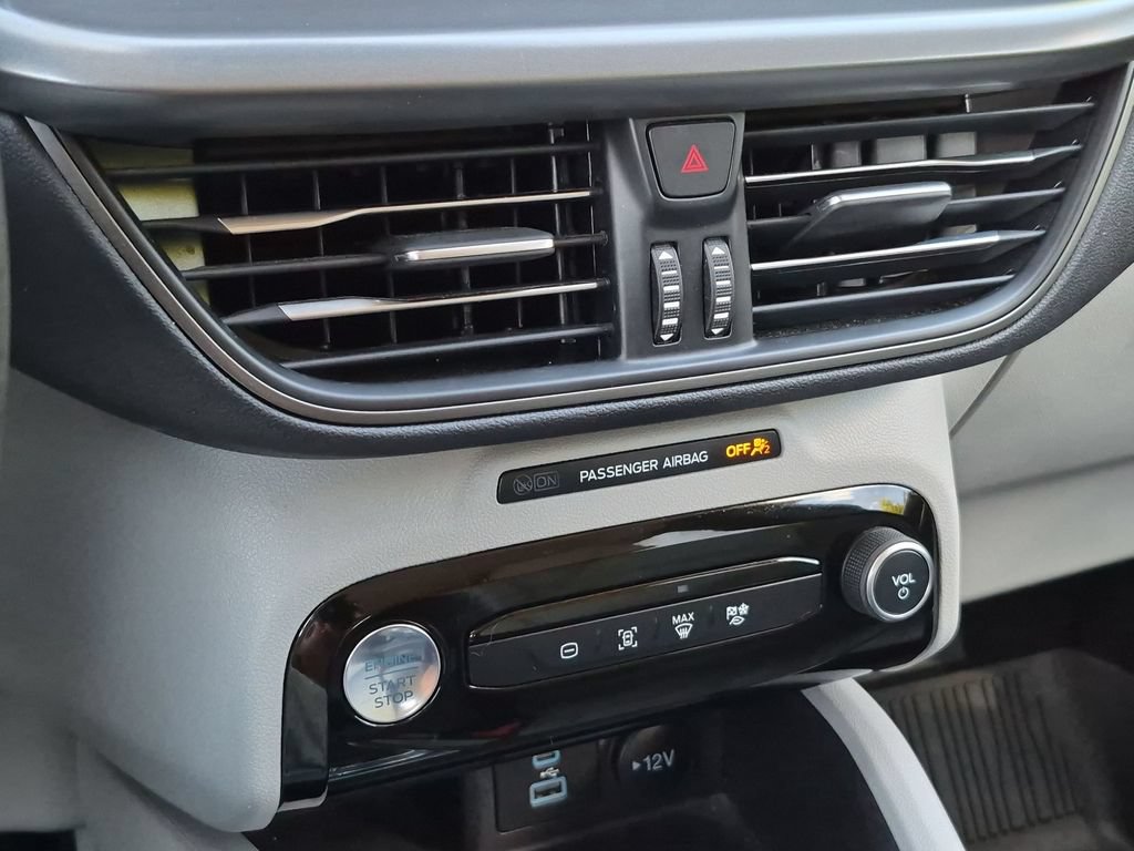 Certified 2023 Ford Escape SE FWD image 30