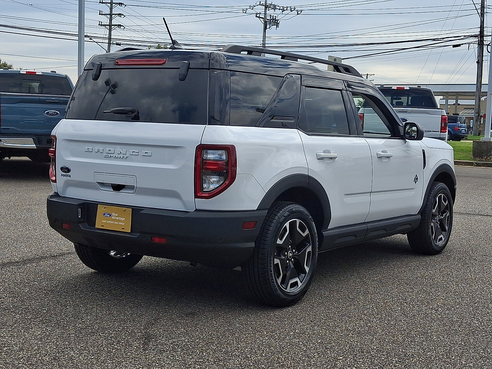 Certified 2023 Ford Bronco Sport Outer Banks AWD/4WD image 11