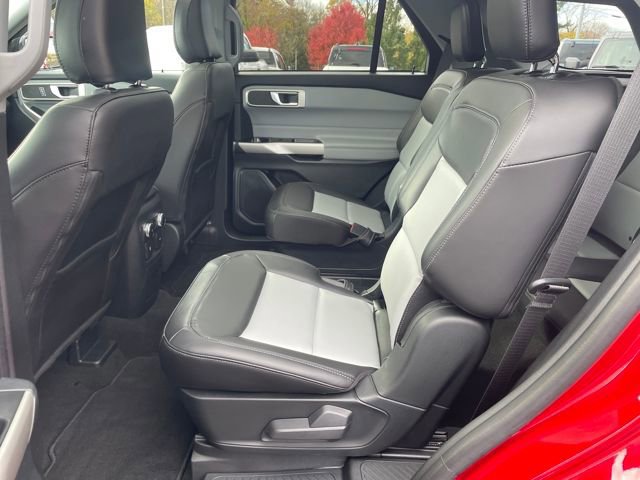 Certified 2023 Ford Explorer XLT w/ Equipment Group 202A image 12