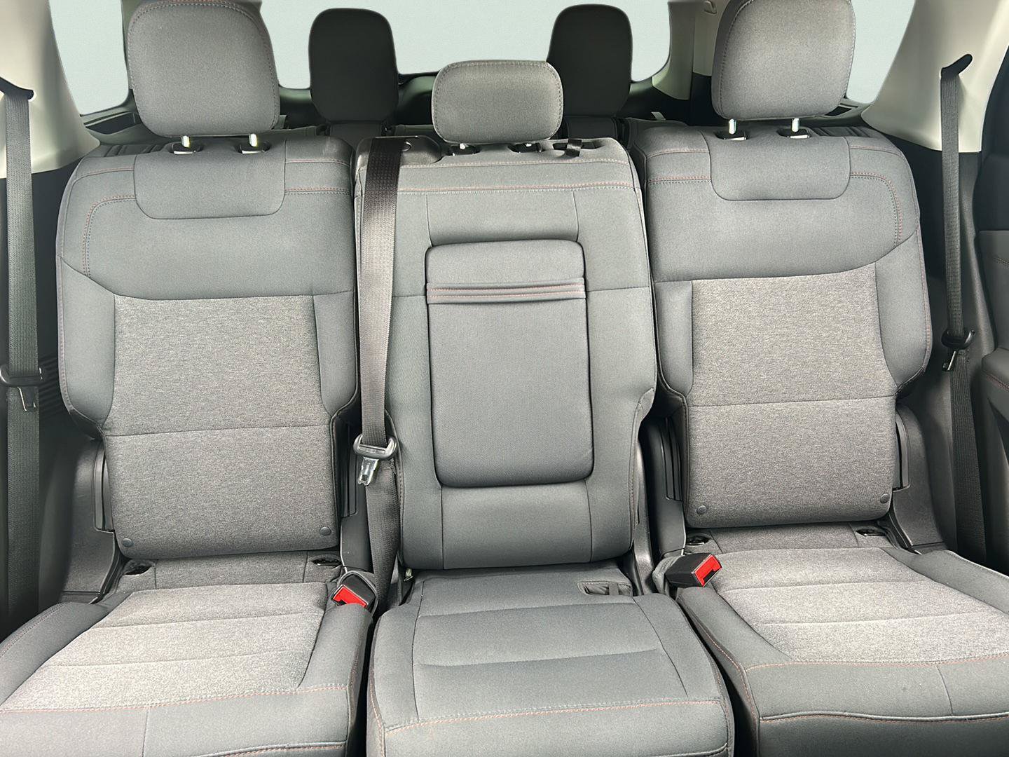 Certified 2025 Ford Explorer Active RWD image 26