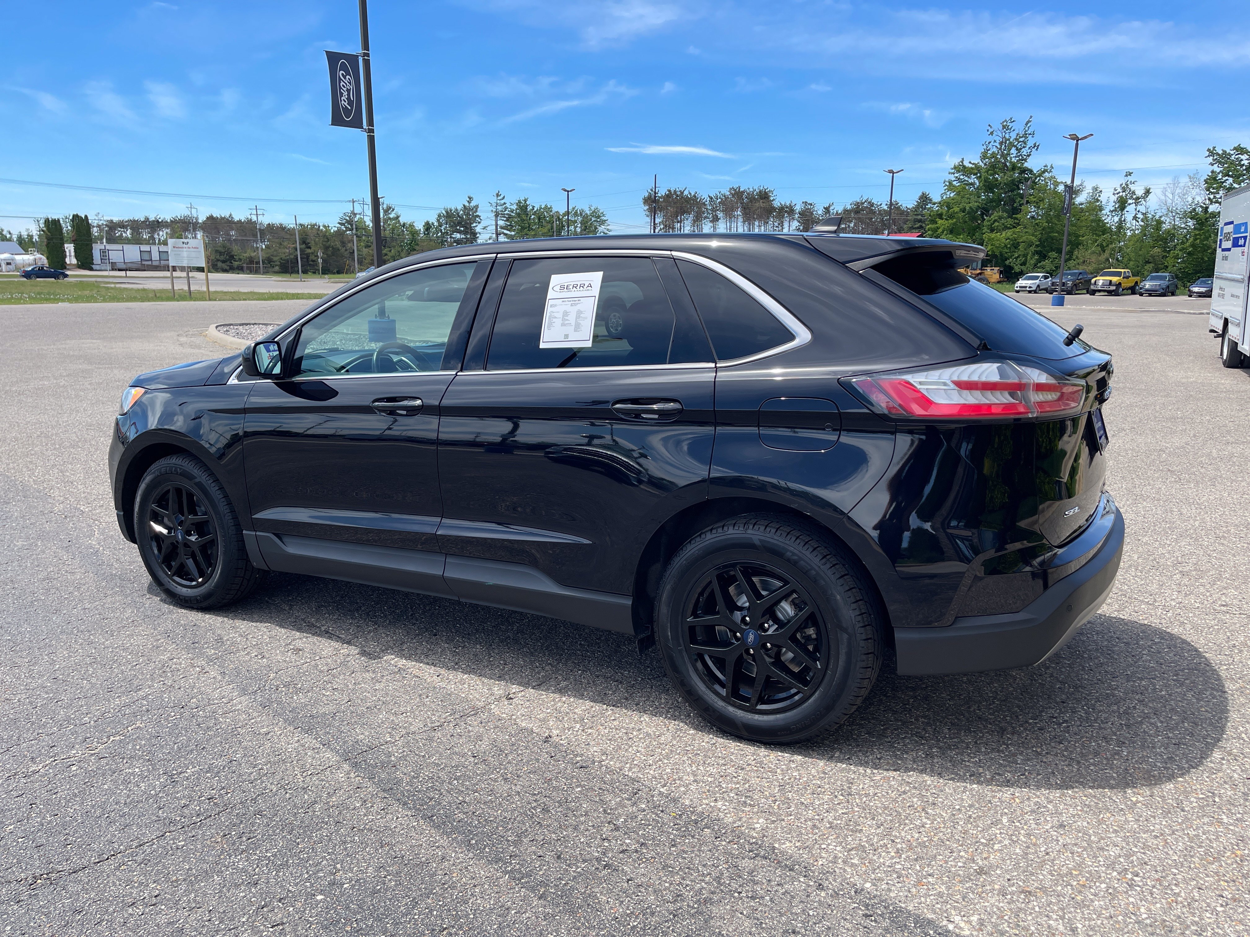 Certified 2021 Ford Edge SEL w/ Convenience Package AWD/4WD image 6