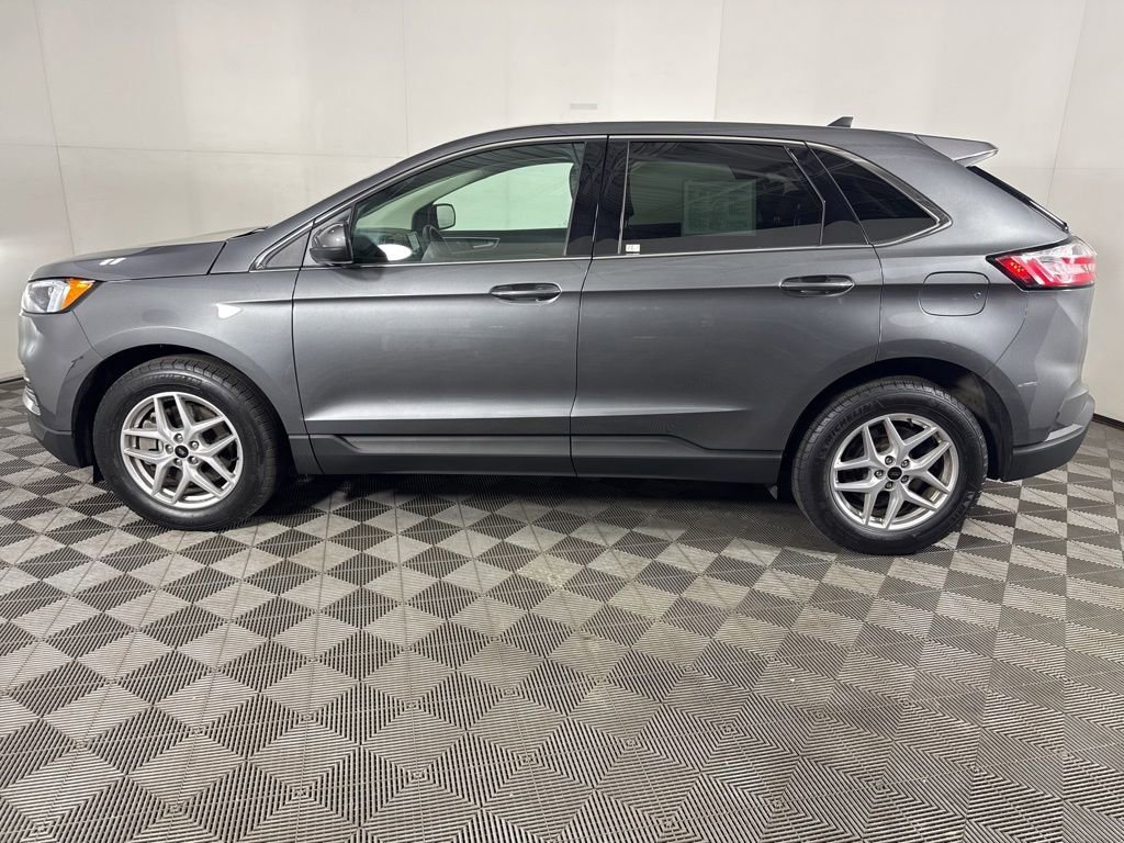 Certified 2024 Ford Edge SEL w/ Convenience Package AWD/4WD image 6