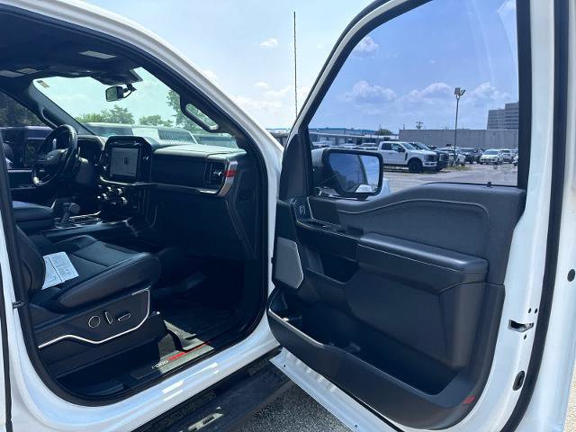 Certified 2023 Ford F150 Raptor w/ Raptor Carbon Fiber Package AWD/4WD image 8