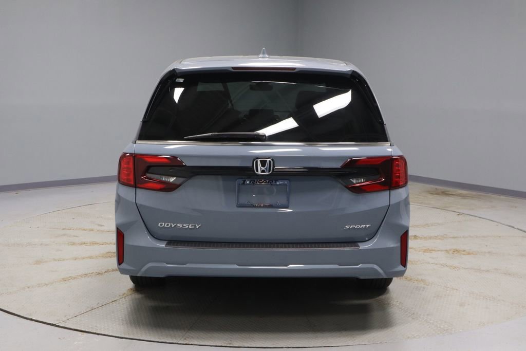 Used 2025 Honda Odyssey Sport-L image 4