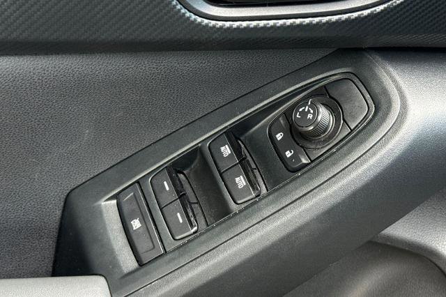 Used 2024 Subaru Crosstrek 2.0i Premium image 17