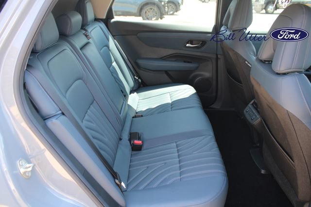 Used 2023 Nissan Ariya AWD/4WD image 13