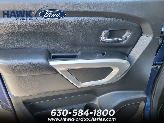Used 2021 Nissan Titan SV w/ SV Convenience Package AWD/4WD image 16