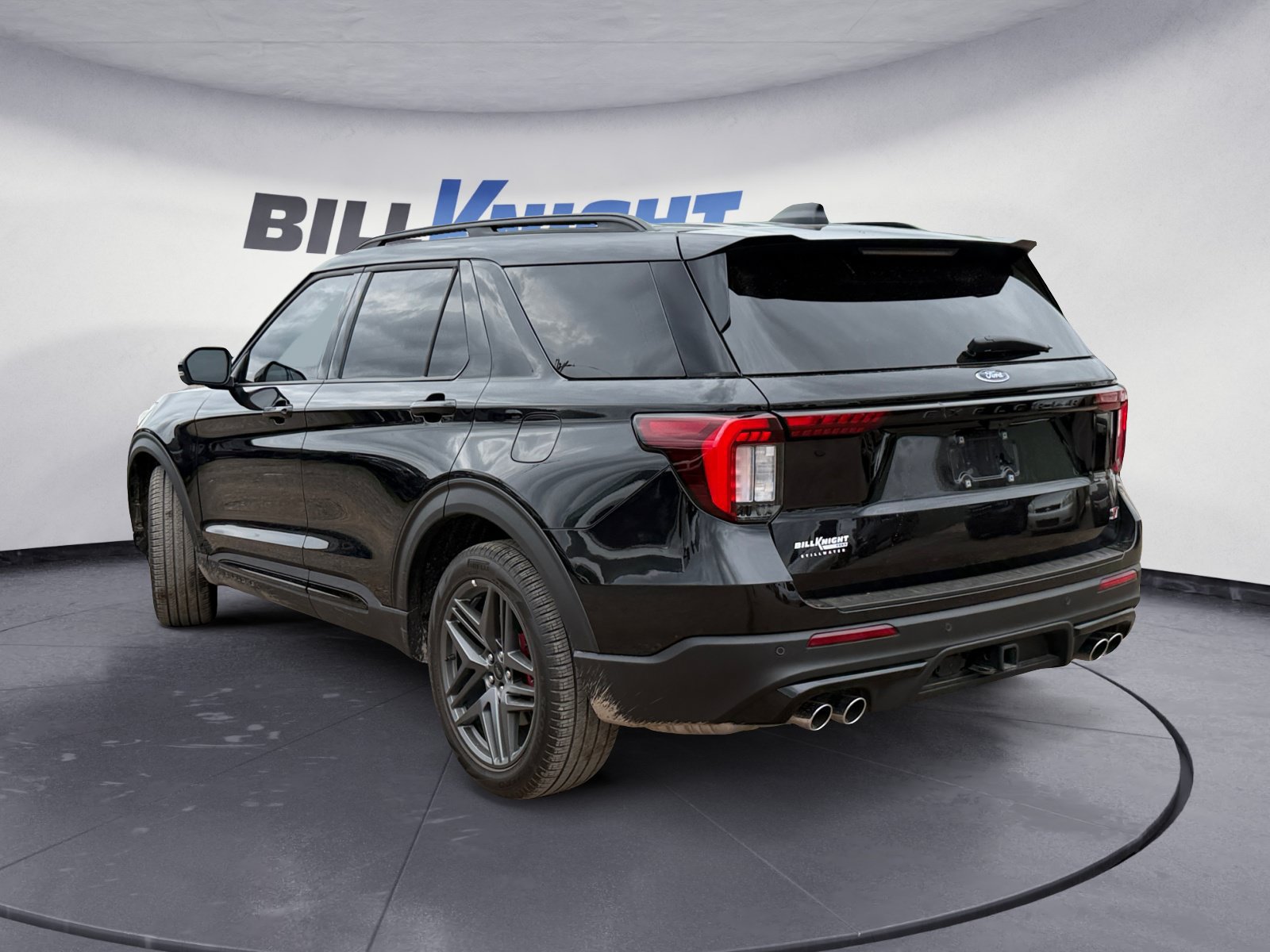 Certified 2026 Ford Explorer ST AWD/4WD image 3