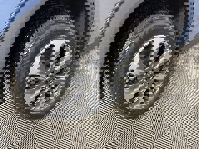 Certified 2025 Ford Escape Platinum image 9