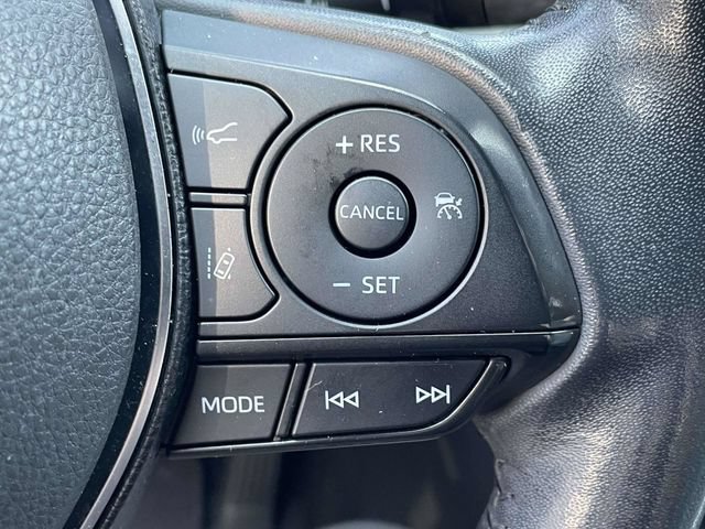 Used 2019 Toyota RAV4 XLE Premium FWD image 20