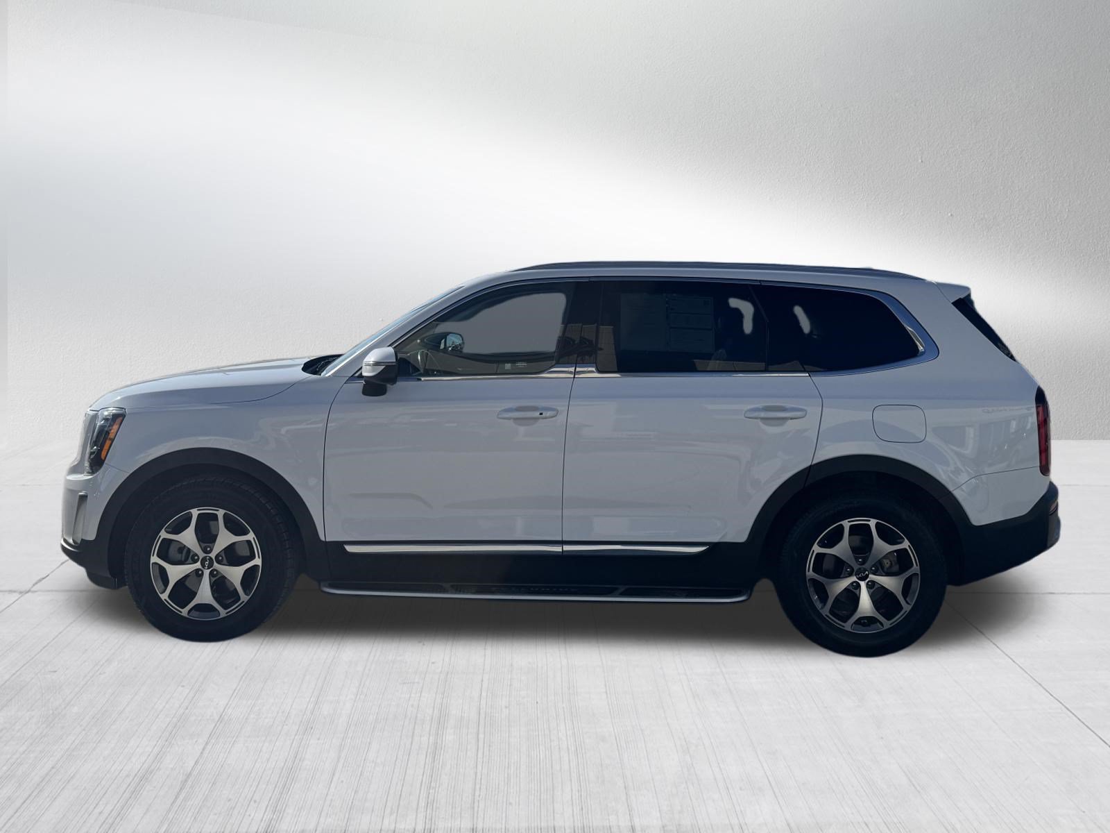 Used 2022 Kia Telluride EX AWD/4WD image 4