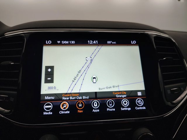 Used 2021 Jeep Grand Cherokee Limited AWD/4WD image 3