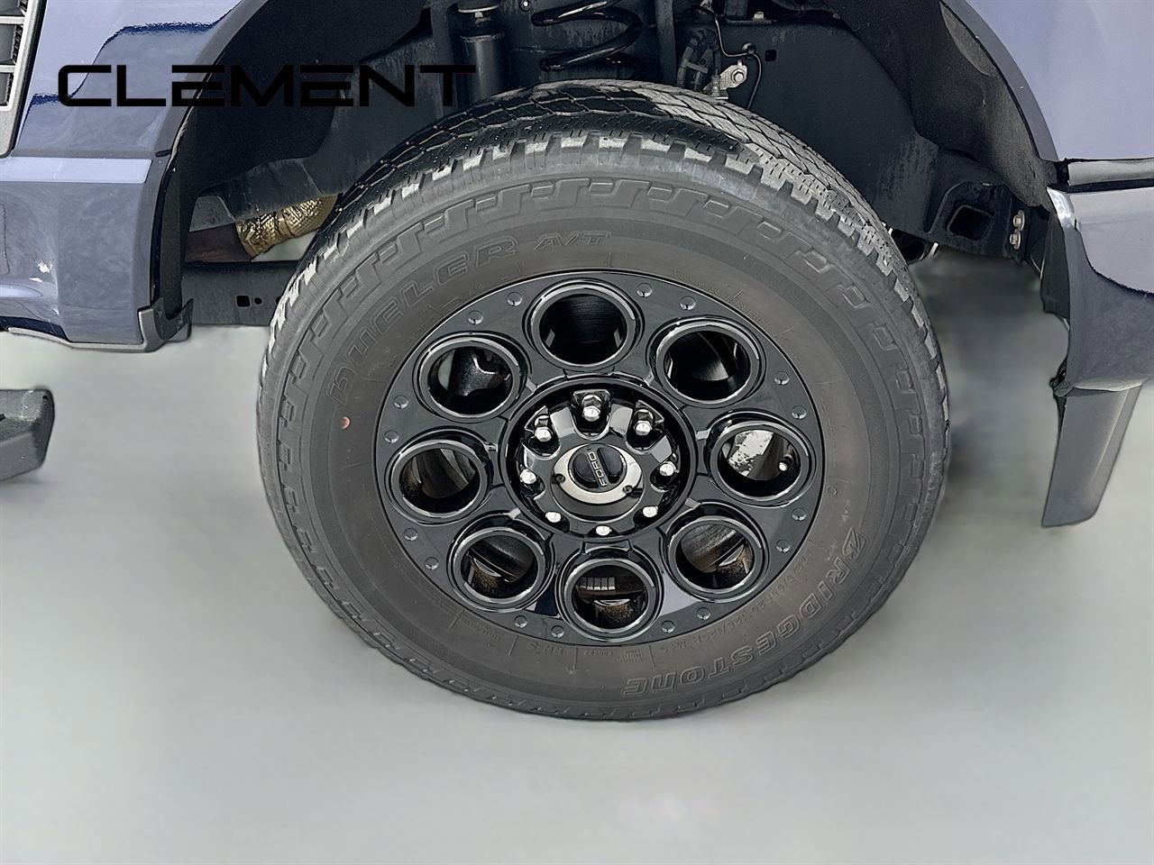 Certified 2023 Ford F250 Lariat w/ Black Appearance Package image 37