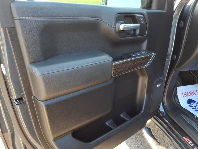 Used 2020 Chevrolet Silverado 1500 LT Trail Boss AWD/4WD image 8
