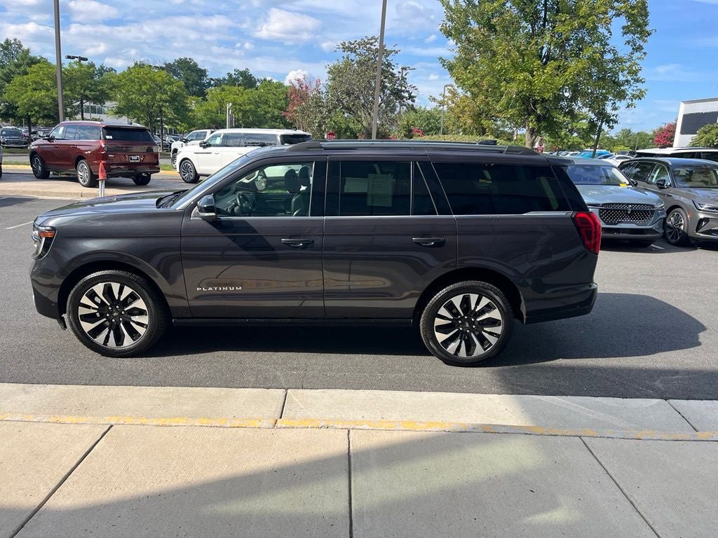 Certified 2025 Ford Expedition Platinum w/ Driver's Package AWD/4WD image 6