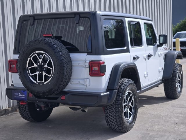 Used 2026 Jeep Wrangler Unlimited Rubicon AWD/4WD image 10