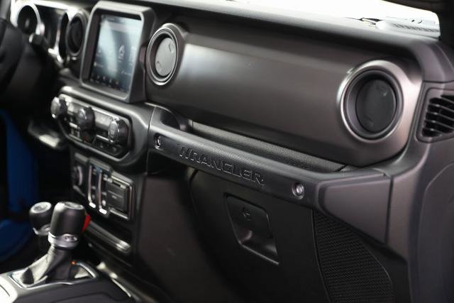 Used 2022 Jeep Wrangler Sport image 25
