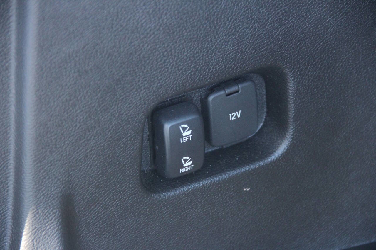 Certified 2024 Ford Edge SEL image 11