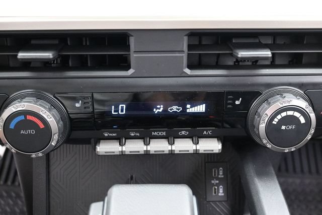 Used 2024 Toyota Tacoma TRD Sport AWD/4WD image 21