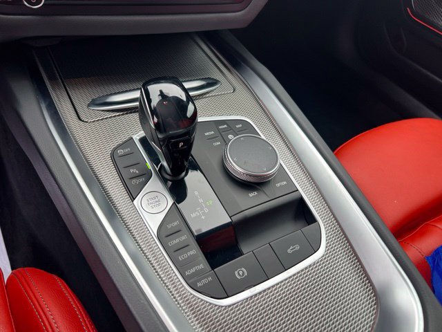 Used 2022 BMW Z4 M40i RWD image 17