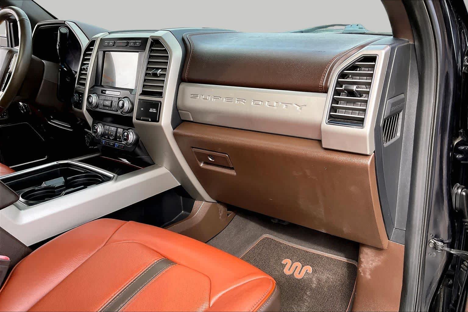 Certified 2020 Ford F250 King Ranch w/ King Ranch Ultimate Package AWD/4WD image 17