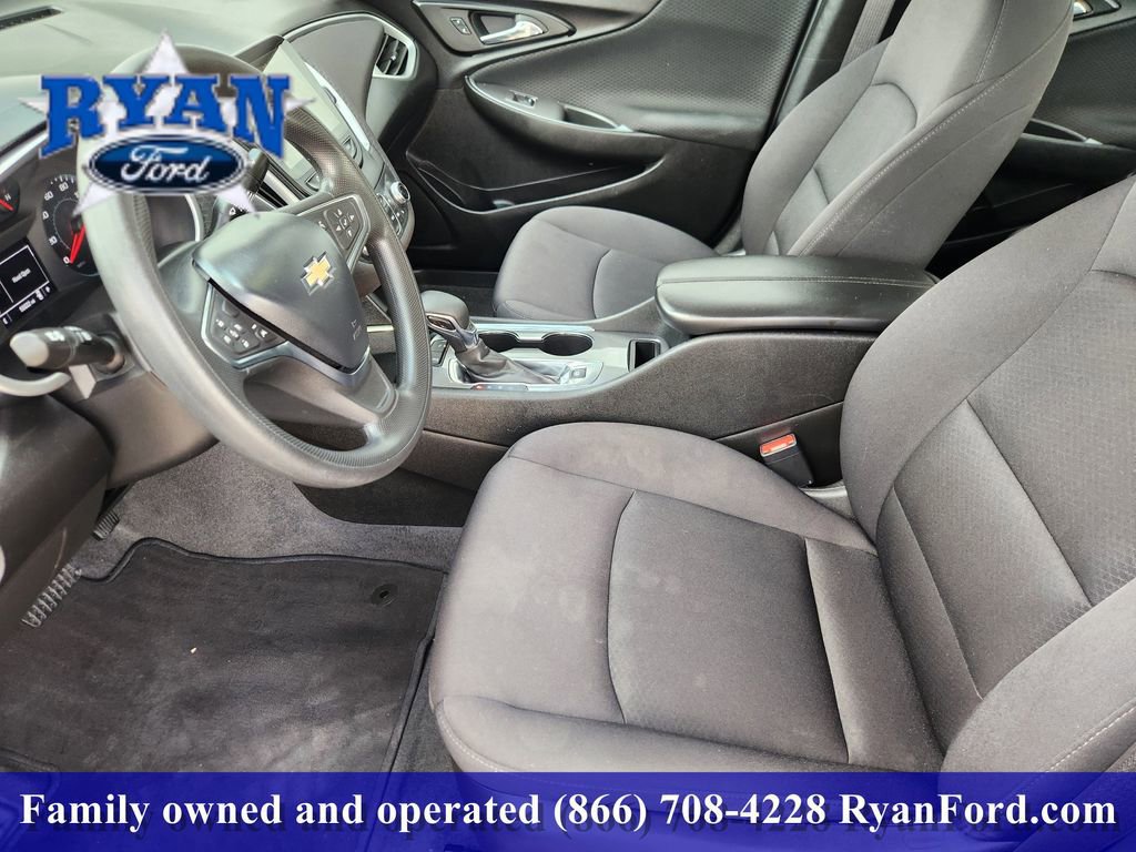 Used 2024 Chevrolet Malibu LT image 9