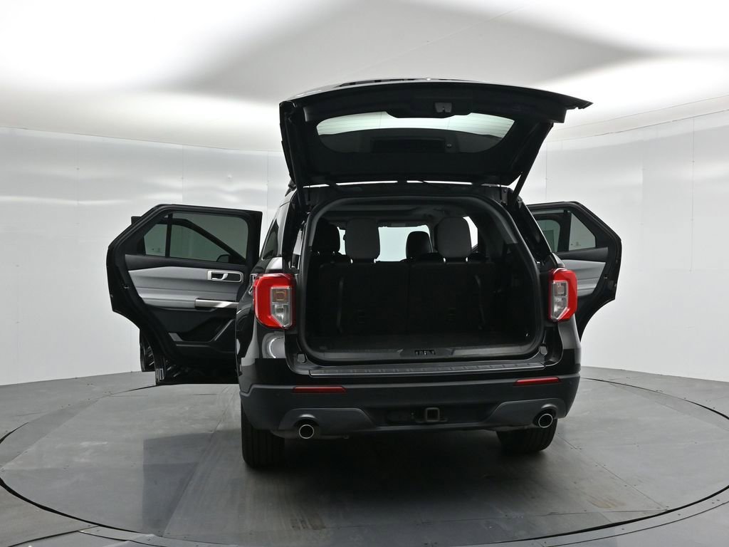 Certified 2023 Ford Explorer XLT w/ Equipment Group 202A image 38