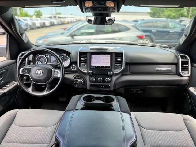 Used 2022 RAM 1500 Big Horn AWD/4WD image 2