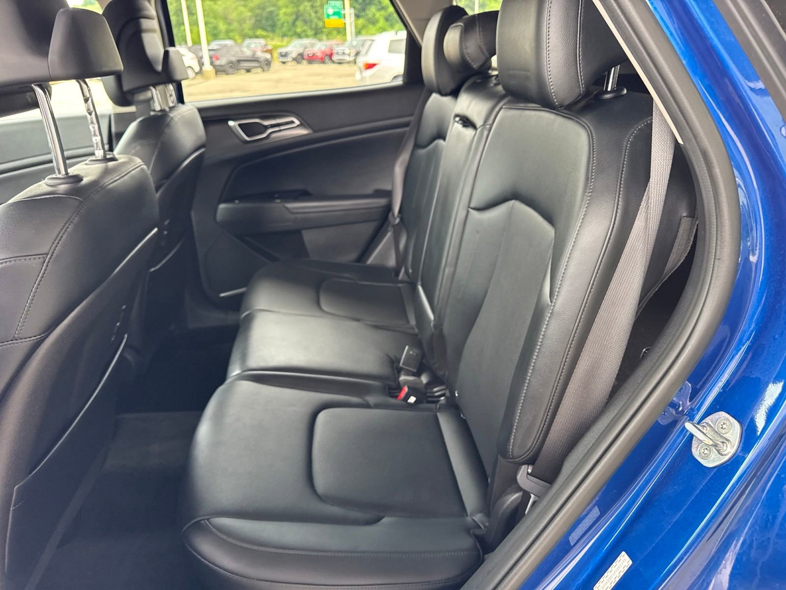 Used 2023 Kia Sportage EX FWD image 33