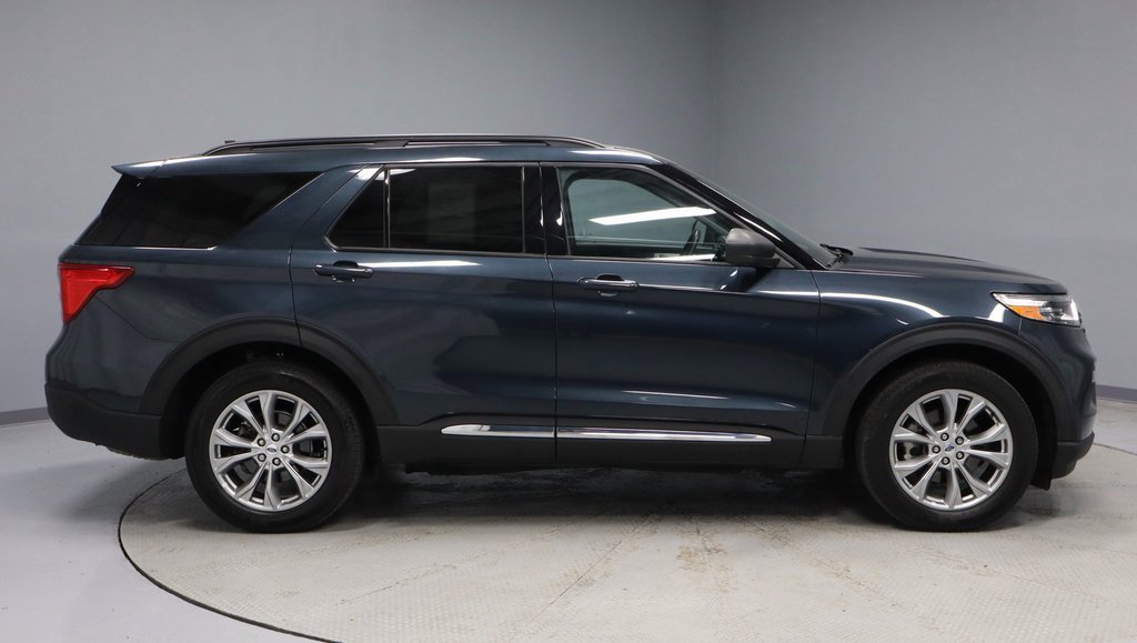 Certified 2023 Ford Explorer XLT w/ Equipment Group 202A image 12