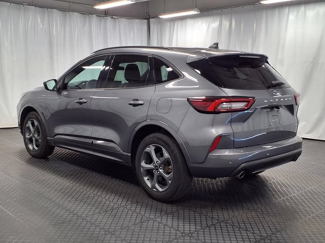 Certified 2024 Ford Escape ST-Line w/ Tech Pack #1 AWD/4WD image 2
